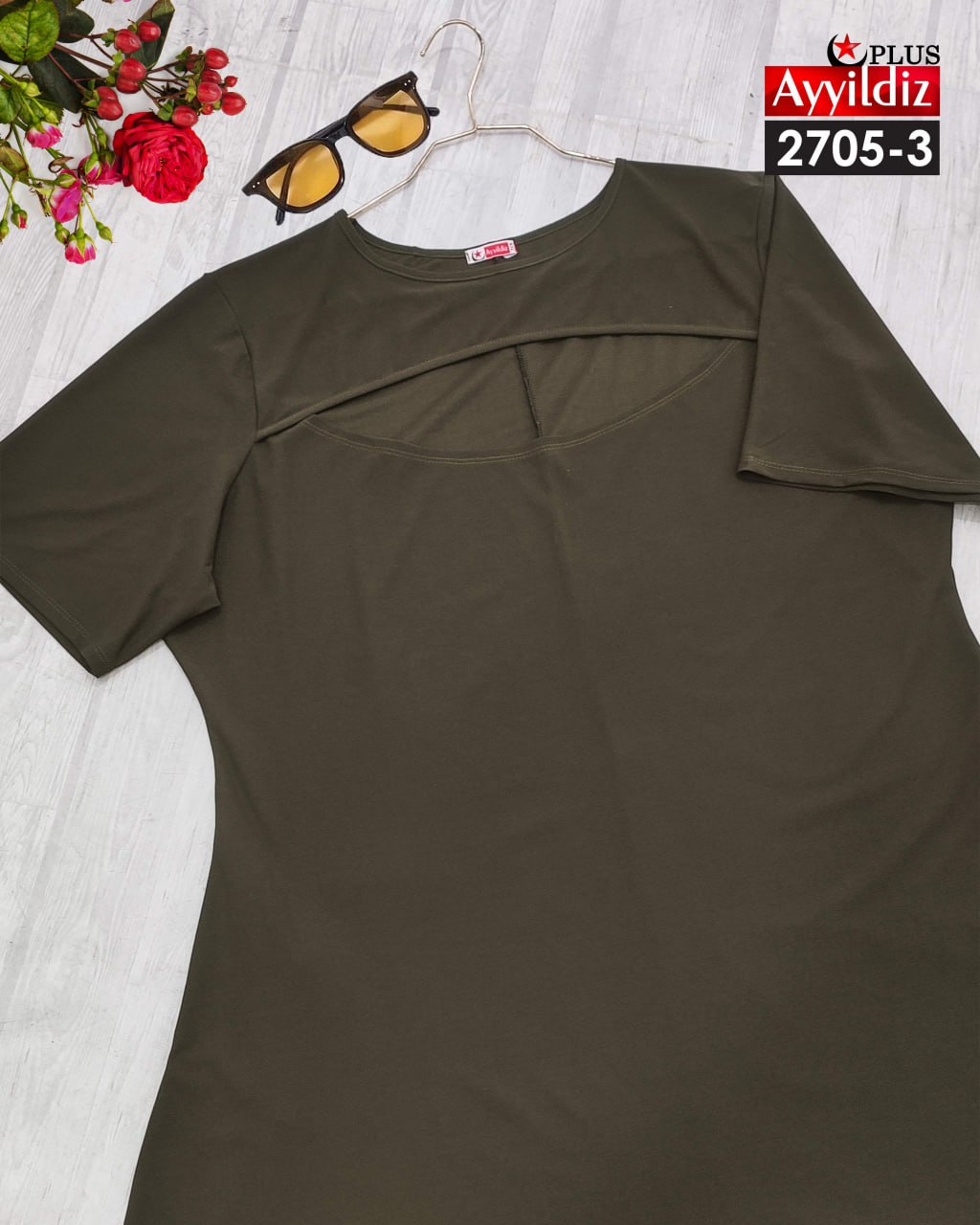 پیراهن زنانه سینه باز سایز بزرگ کد 2705