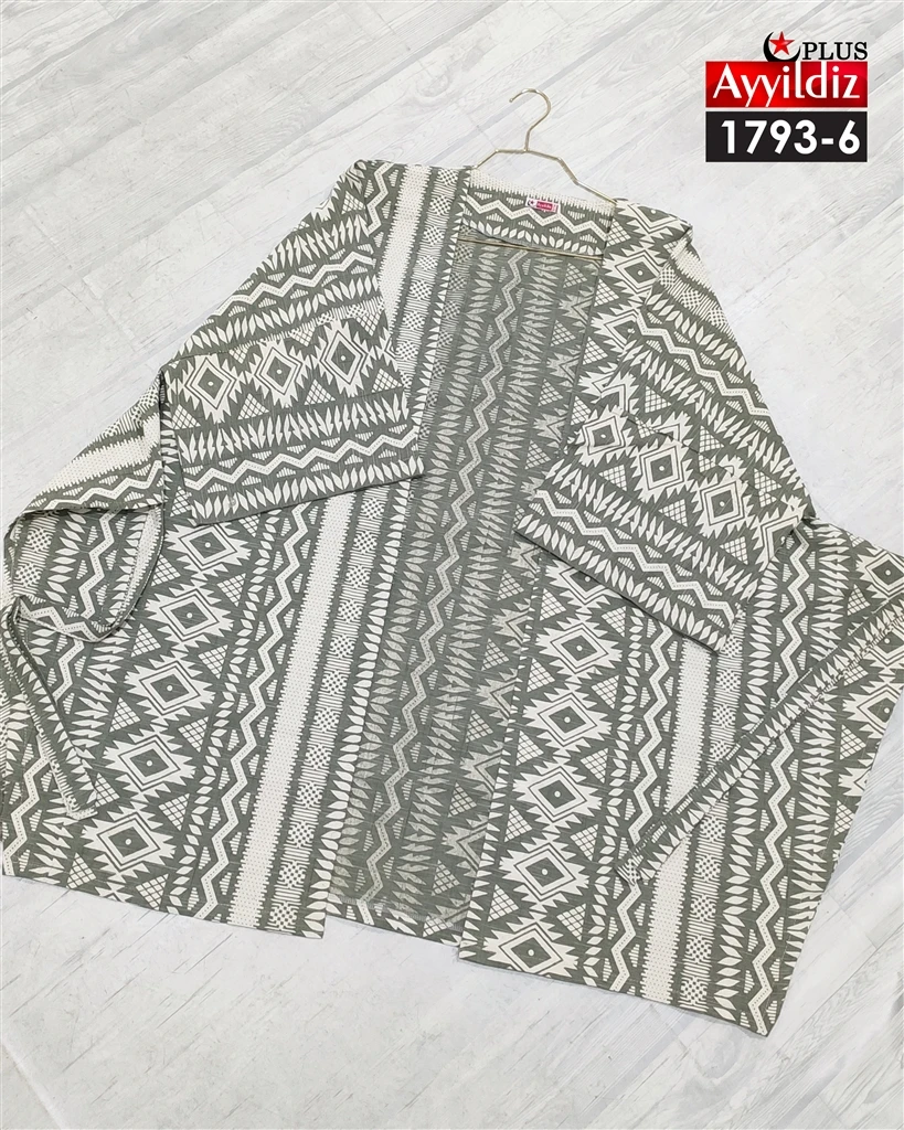 مانتو جلو باز سایز بزرگ زنانه کد 1793